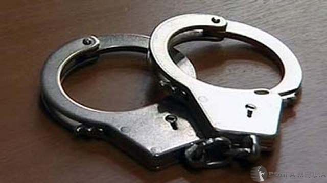 Два волгоградца за одну ночь похитили пару ноутбуков и пистолет
