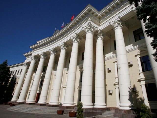 Правительство региона подписало соглашение с урюпинским кондитерским комбинатом