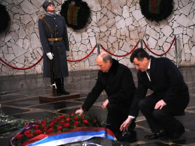 Сергей Боженов сопровождал Владимира Путина во время визита в Волгоград