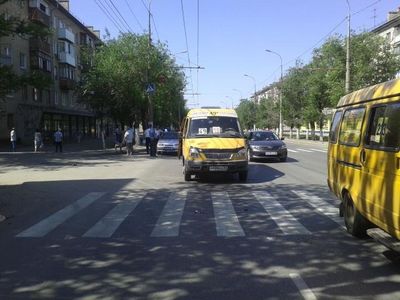 В Волгограде маршрутка сбила пенсионерку