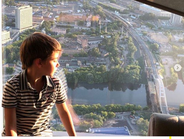 9-летнему волгоградцу нужна помощь в борьбе с опухолью