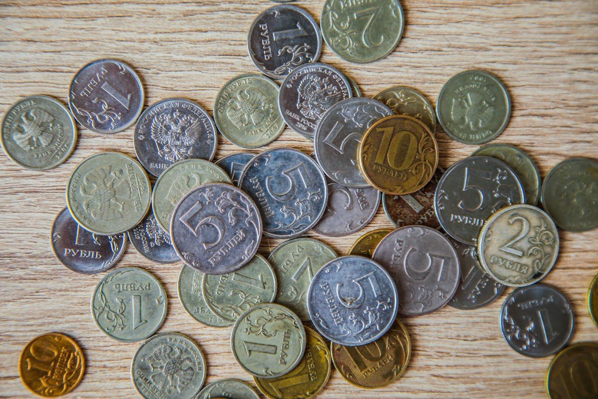 В Новоаннинском районе фермер задолжал работникам 3 млн рублей