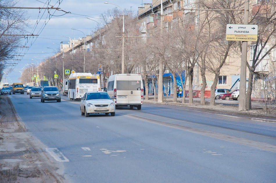 На дорогах Волгограда образовались 4-балльные пробки