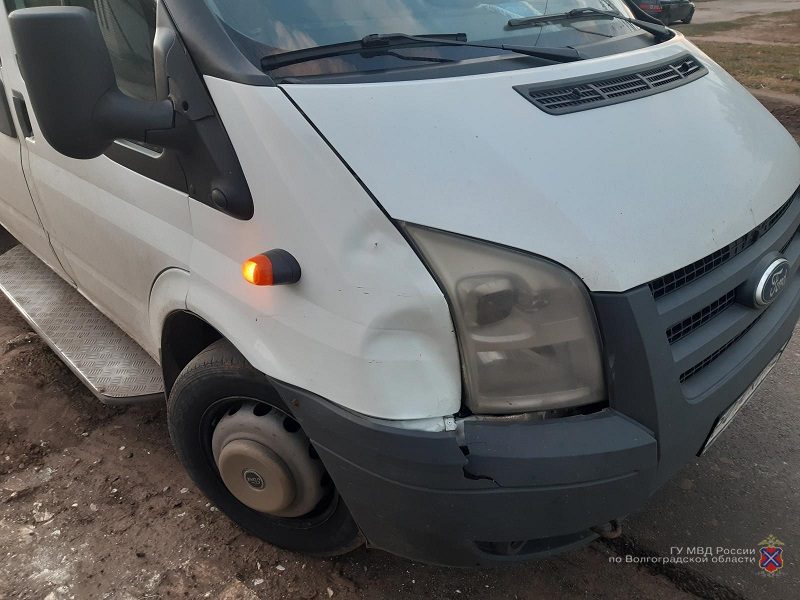 Под Волгоградом Ford Transit сбил 11-летнего ребенка