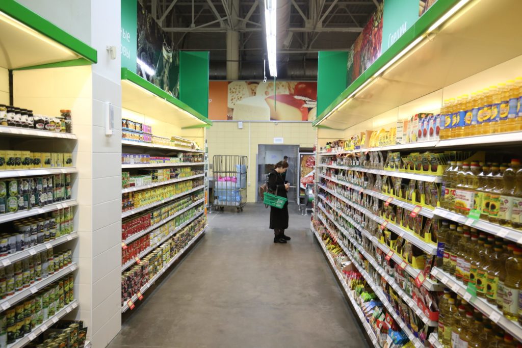 Перечислены наиболее опасные для сердца продукты