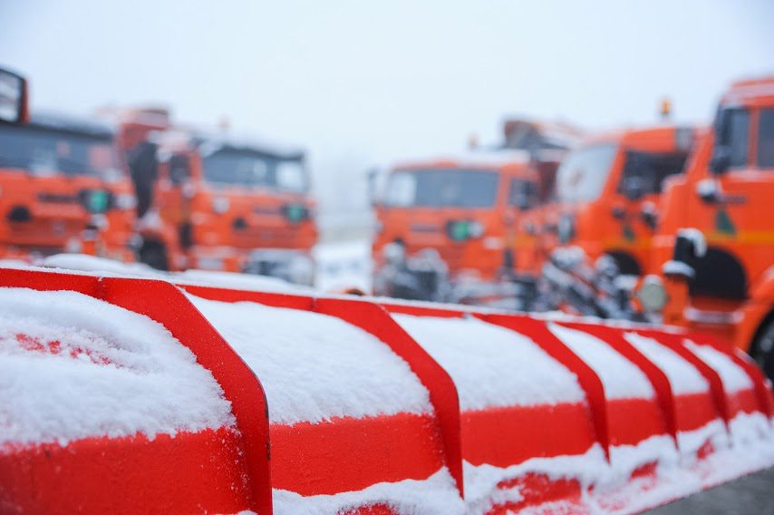 В Волгограде число спецмашин для уборки дорог увеличили до 75