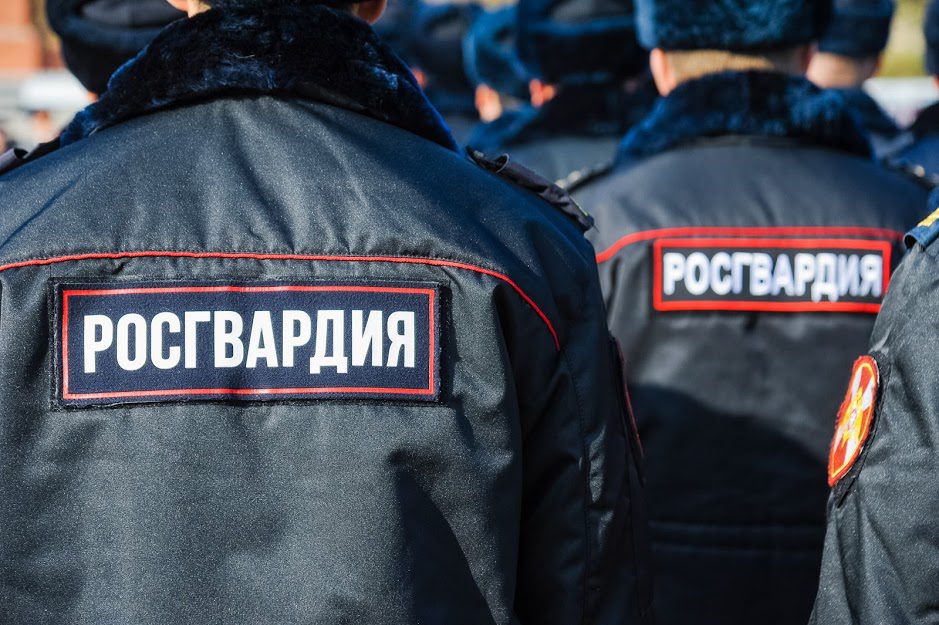 В Волжском росгвардейцы предотвратили кражу из гаражей