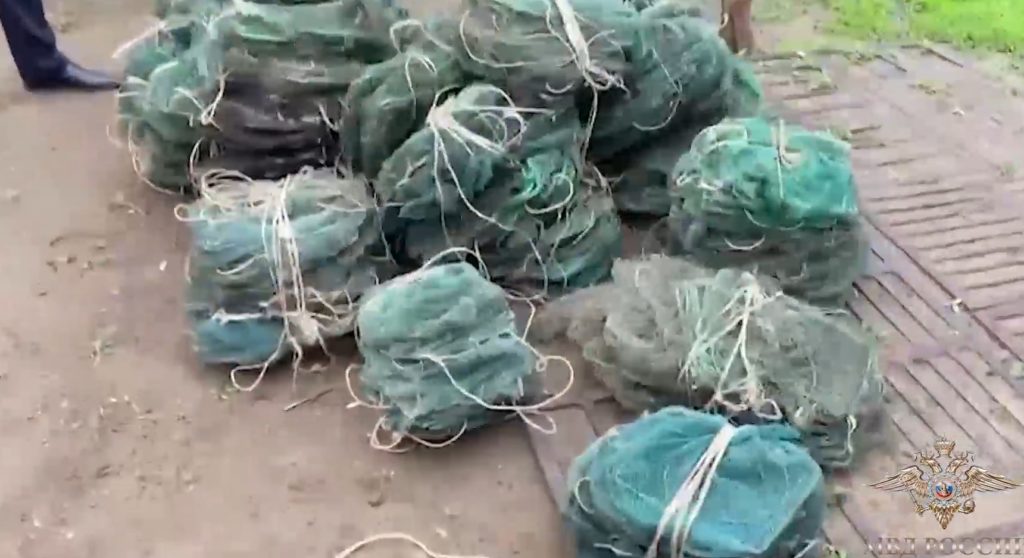 В Волгограде задержали подозреваемых в незаконной торговле раками