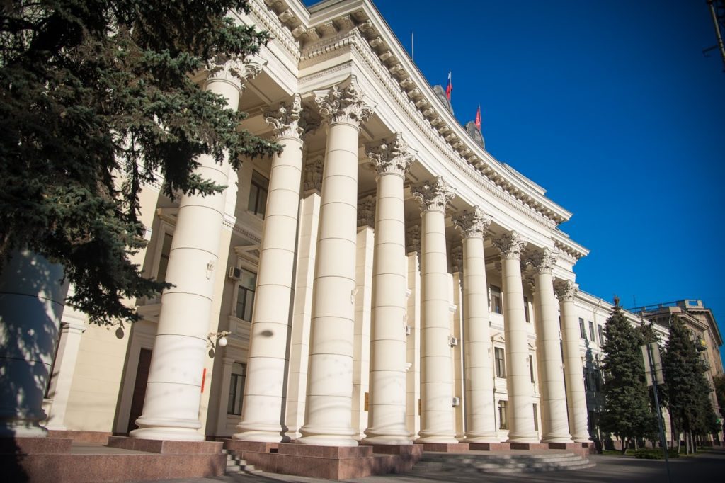 Бочаров утвердил кандидатов в Общественную палату Волгоградской области