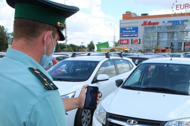Приставы устроили облаву на волжанина
