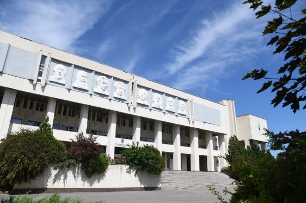 Скончался профессор волгоградского университета Анатолий Скрипкин