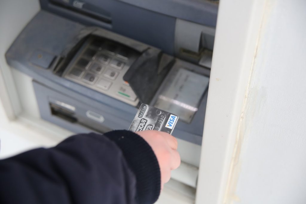 За сутки мошенники похитили у волгоградцев почти 5 млн рублей