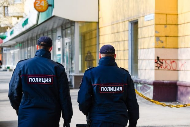 Полиция ищет очевидцев ДТП с 11-летним ребенком в Волгограде