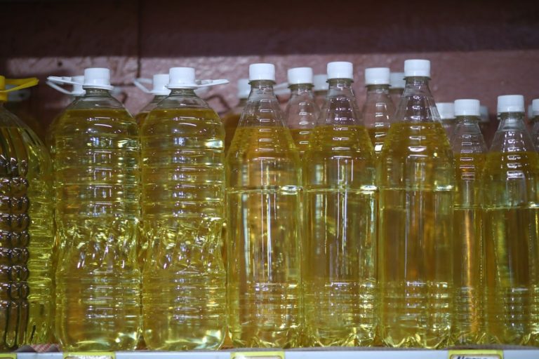 Диетолог назвала 7 растительных масел, вредных для организма