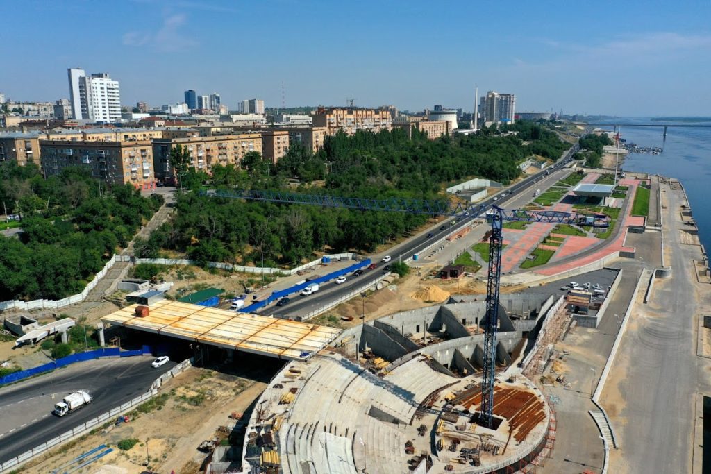 Волгоградец показал с высоты изменения на Центральной набережной