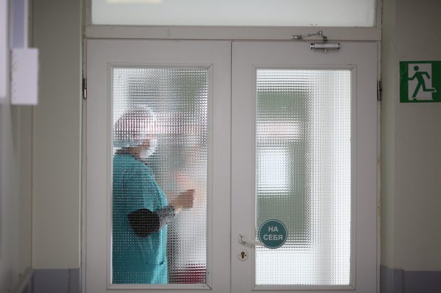 От последствий COVID-19 умер 49-летний мужчина в Волгоградской области