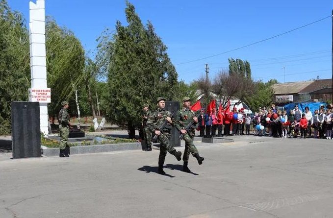 Под Волгоградом закончили реставрацию братской могилы