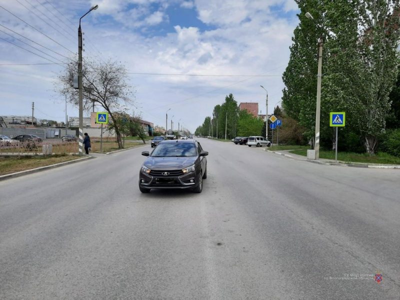 Под Волгоградом «Лада» сбила на зебре 73-летнюю женщину