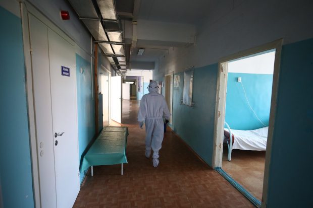 От пневмонии при COVID-19 умер 52-летний волгоградец