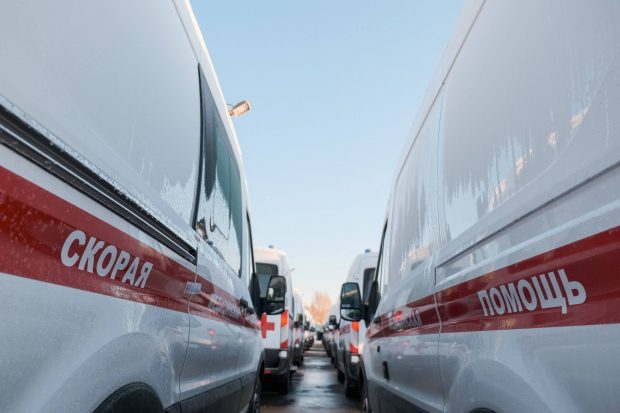 Медики спасли волгоградца, которому рыбья кость проткнула кишечник