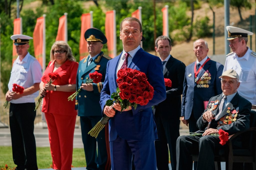 Ветераны предложили Медведеву открыть в Волгограде Суворовское училище