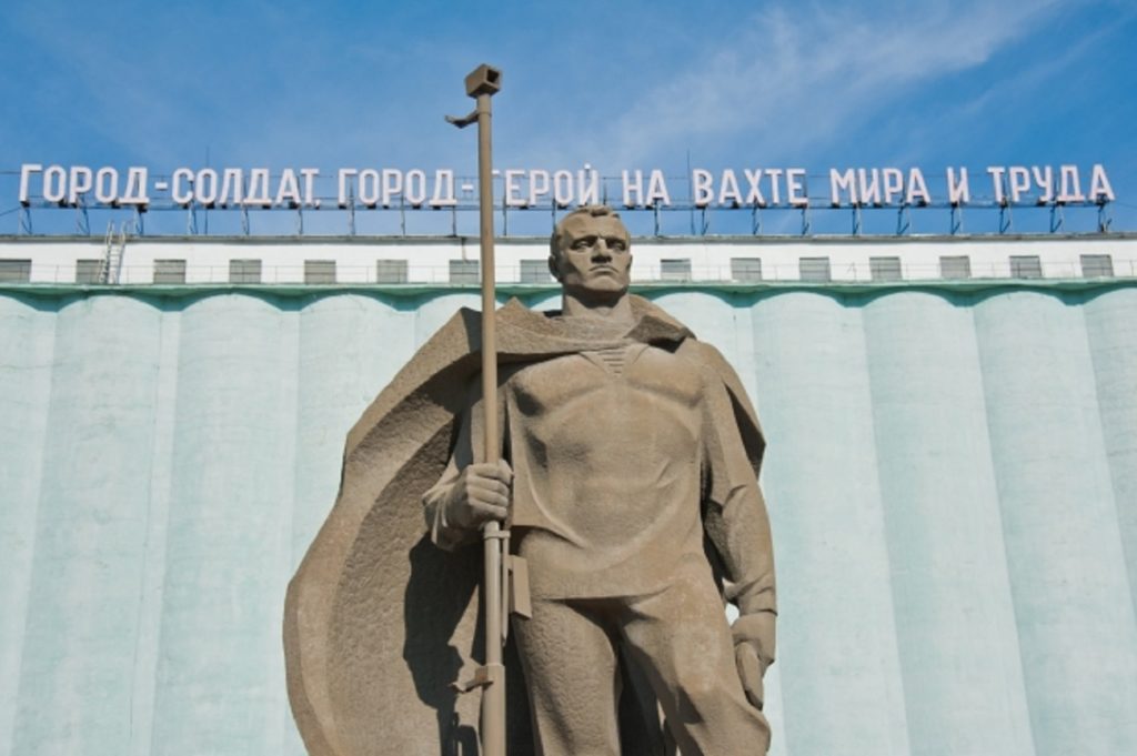 В Волгограде отреставрируют памятник морякам-североморцам