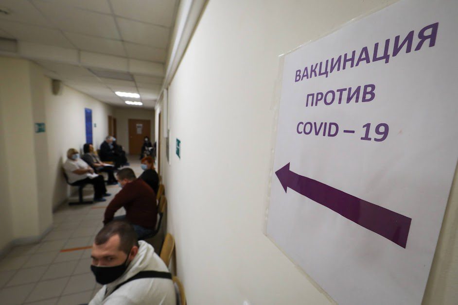 Для вакцинации подростков в Волгоград доставили 1100 доз «Спутника М»