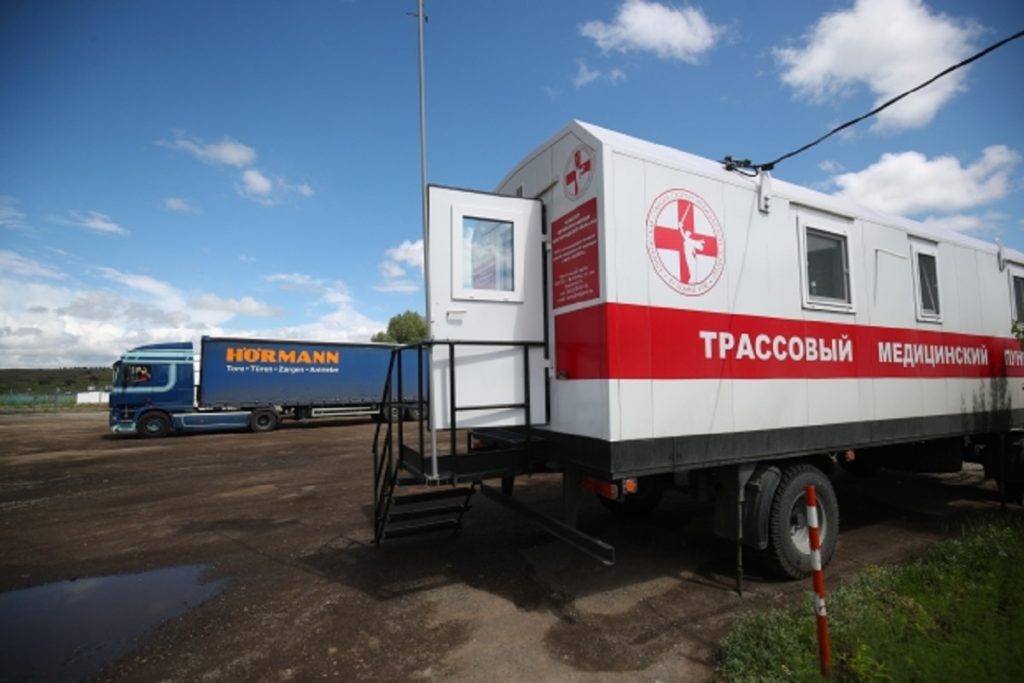 Более 1,1 тыс. человек спасли врачи трассовых медпунктов Волгоградской области