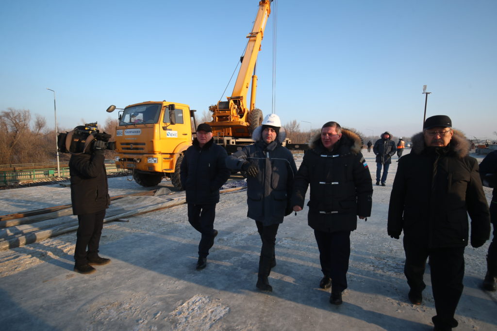 Под Волгоградом строят третью очередь моста через Волгу