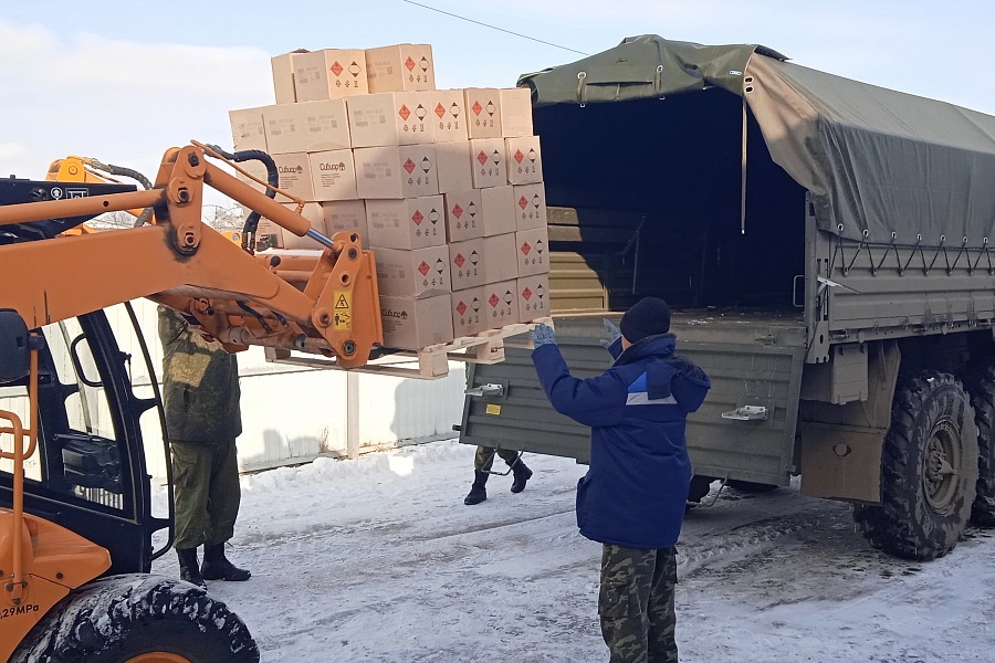 Волгоградская область передала в зону СВО строительное оборудование
