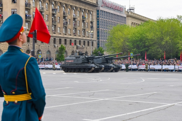 В Волгограде в День Победы проведут парад и украсят город инсталляциями