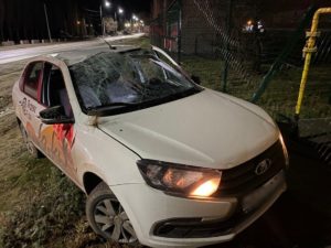 В Кировском районе Волгограда опрокинулась Lada Granta