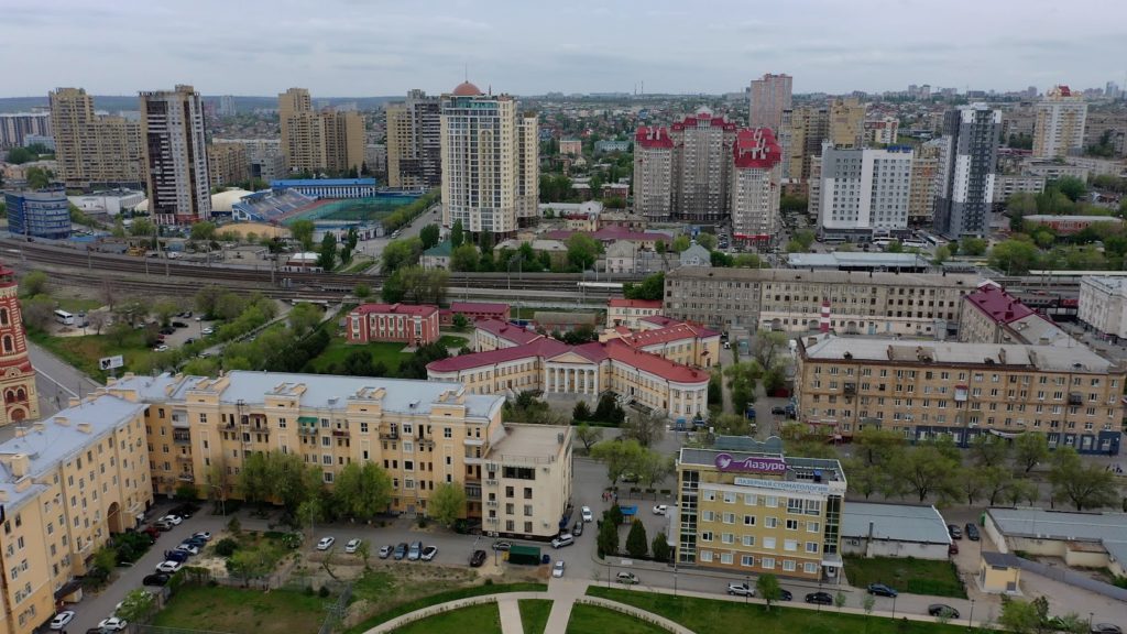 В центре Волгограда 16 мая временно ограничат движение транспорта