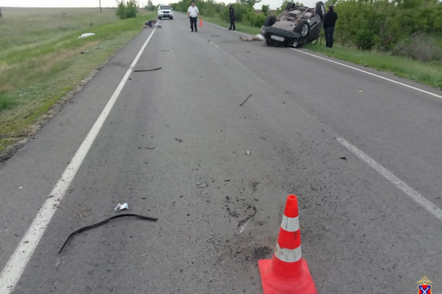 В ДТП под Волгоградом погибли водитель и 2 пассажирки иномарки