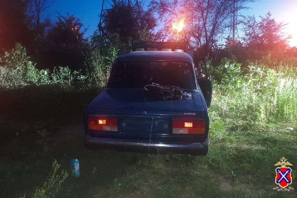 Волгоградец за одну ночь украл автомобильный аккумулятор и угнал два ВАЗа