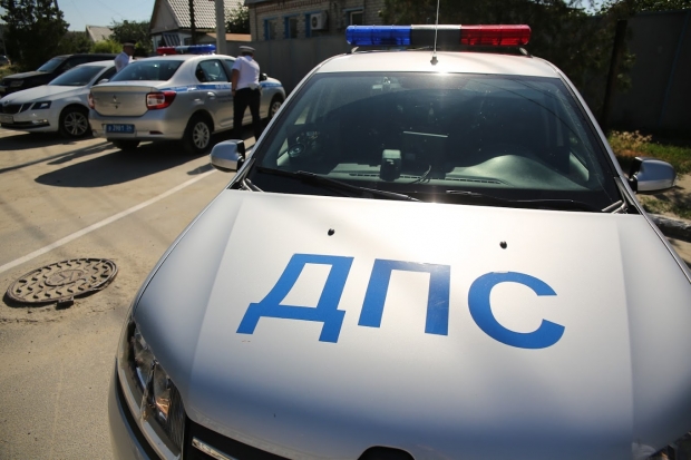 В Волгограде иномарка сбила 7-летнюю девочку с 63-летней бабушкой