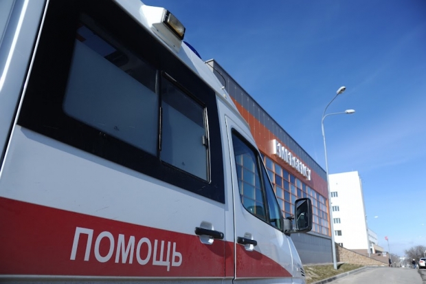 Под Волгоградом в лобовом ДТП с двумя фурами пострадали оба водителя