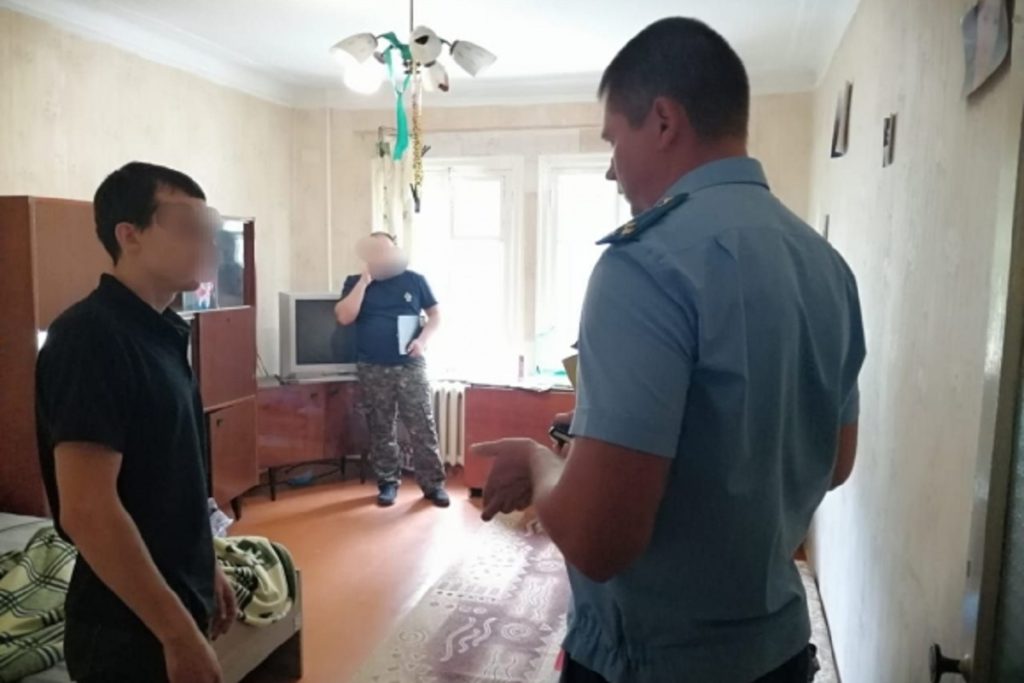 Под Волгоградом грудной ребенок утонул, пока 16-летняя мать спала
