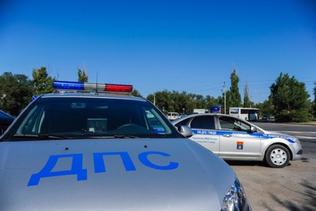 Под Волгоградом водителя привлекли к ответственности за опасные маневры