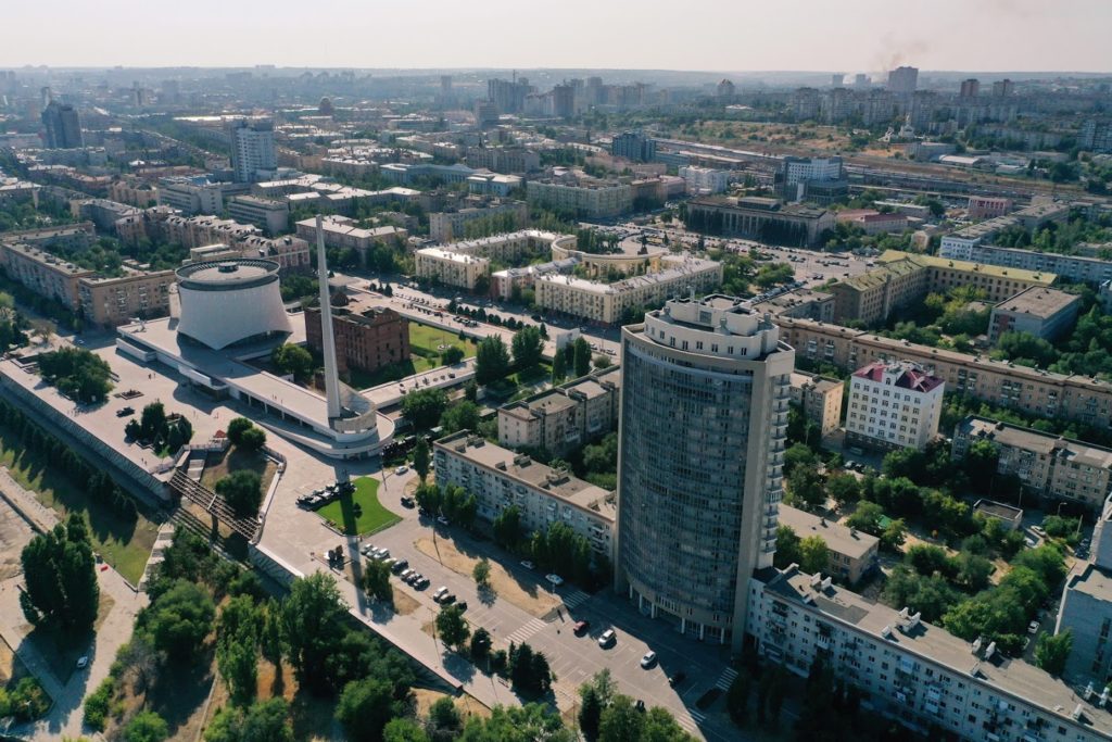 В Волгограде расселят еще два аварийных многоквартирных дома