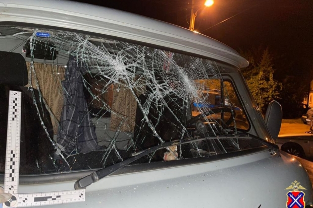 Под Волгоградом полиция задержала хулигана, разбившего стекла у 19 машин