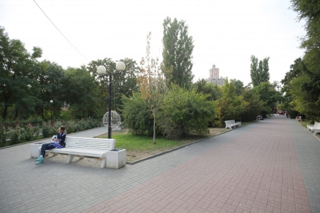 В Волгограде ищут подрядчика для благоустройства последнего участка горсада
