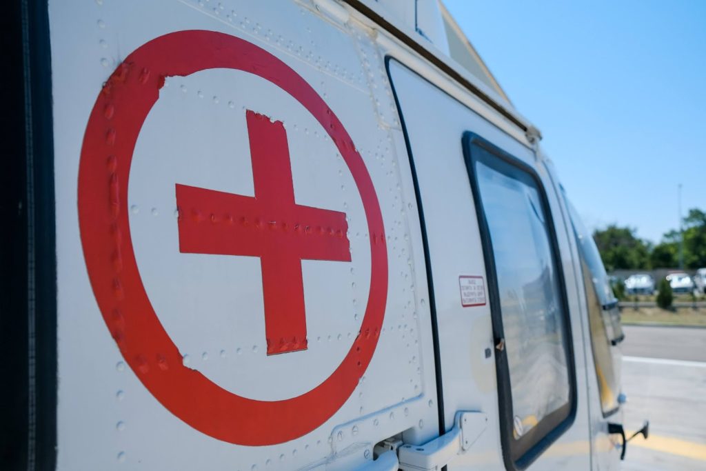 В лобовом столкновении на трассе под Волгоградом пострадала 60-летняя женщина-водитель