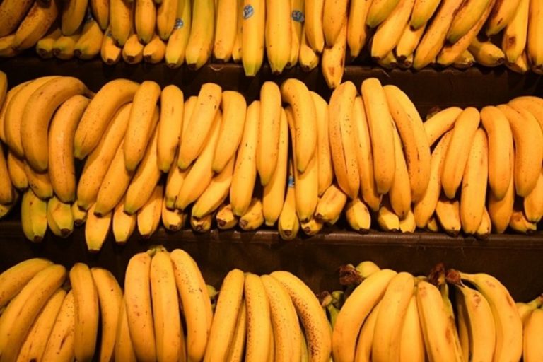 Названы продукты, которые нельзя есть натощак