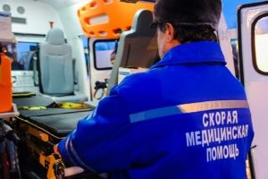 На юге Волгограда двое 16-летних подростков попали под колеса машин