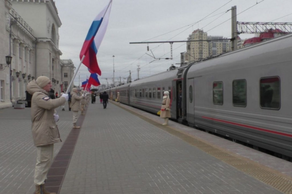 Волгоградская молодежь отправилась на выставку в Москву