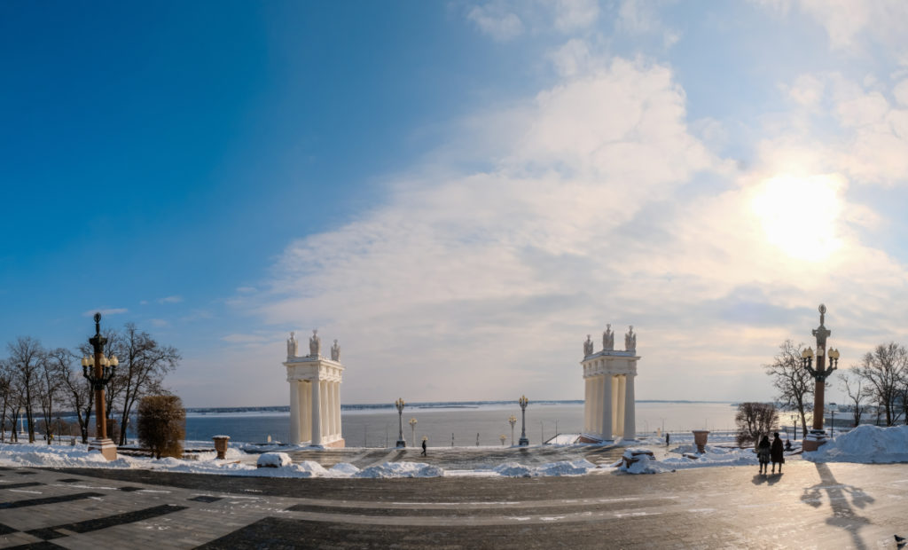 В Волгограде по нацпроекту благоустроили склон на Центральной набережной
