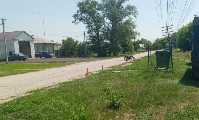 В Волгоградской области 2 подростка попали в больницу после ДТП с мопедом
