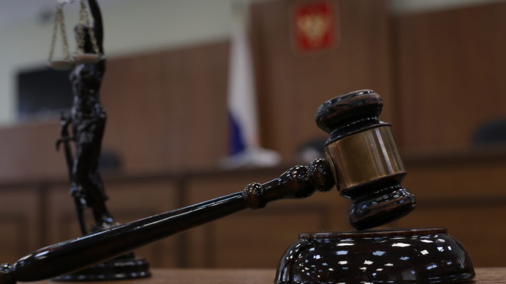В Волгограде экс-инспектор полиции помог незаконно легализоваться 588 иностранцам