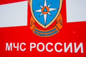 На юге Волгограда около жилых домов произошел пожар